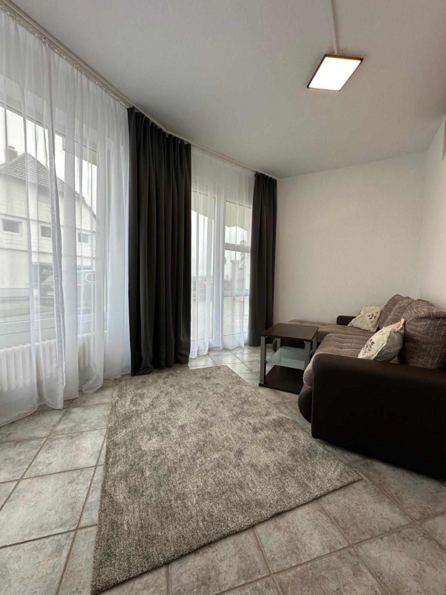 Apartamento Elmira Memmingen Exterior foto